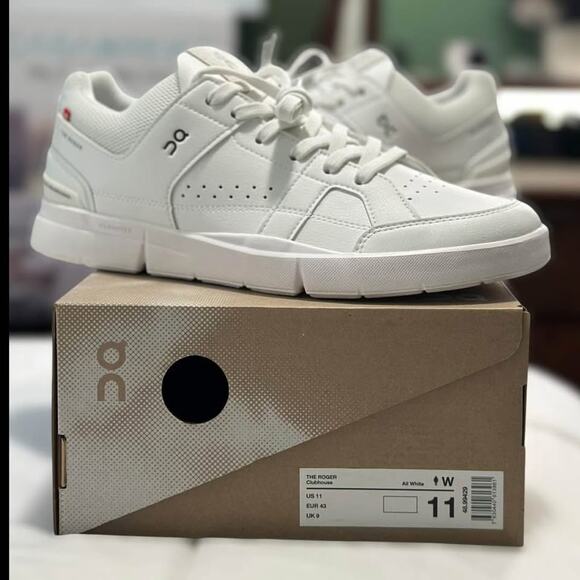 On Women's THE ROGER Clubhouse W11 M9.5 - Picture 1 of 10